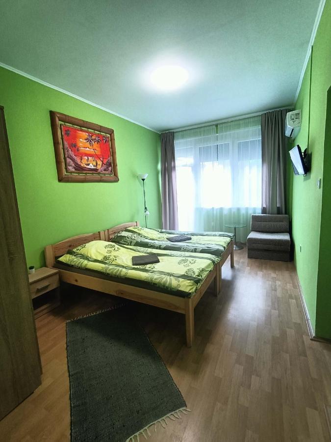 Toelgyfa Vendeghaz Hotel Балатонсепезд Екстериор снимка
